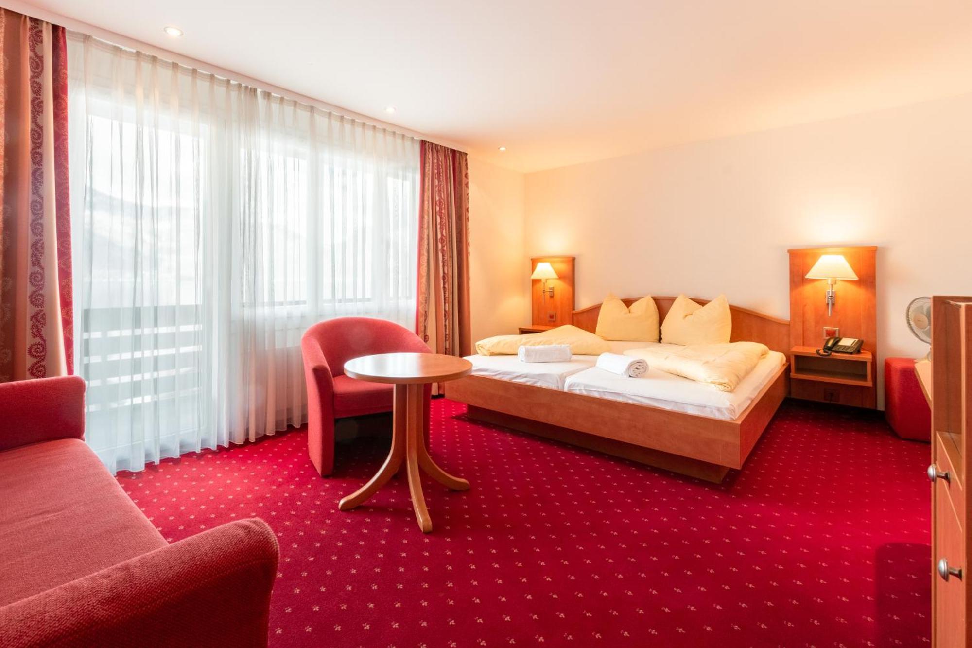 Hotel Kreuz Leissigen Buitenkant foto