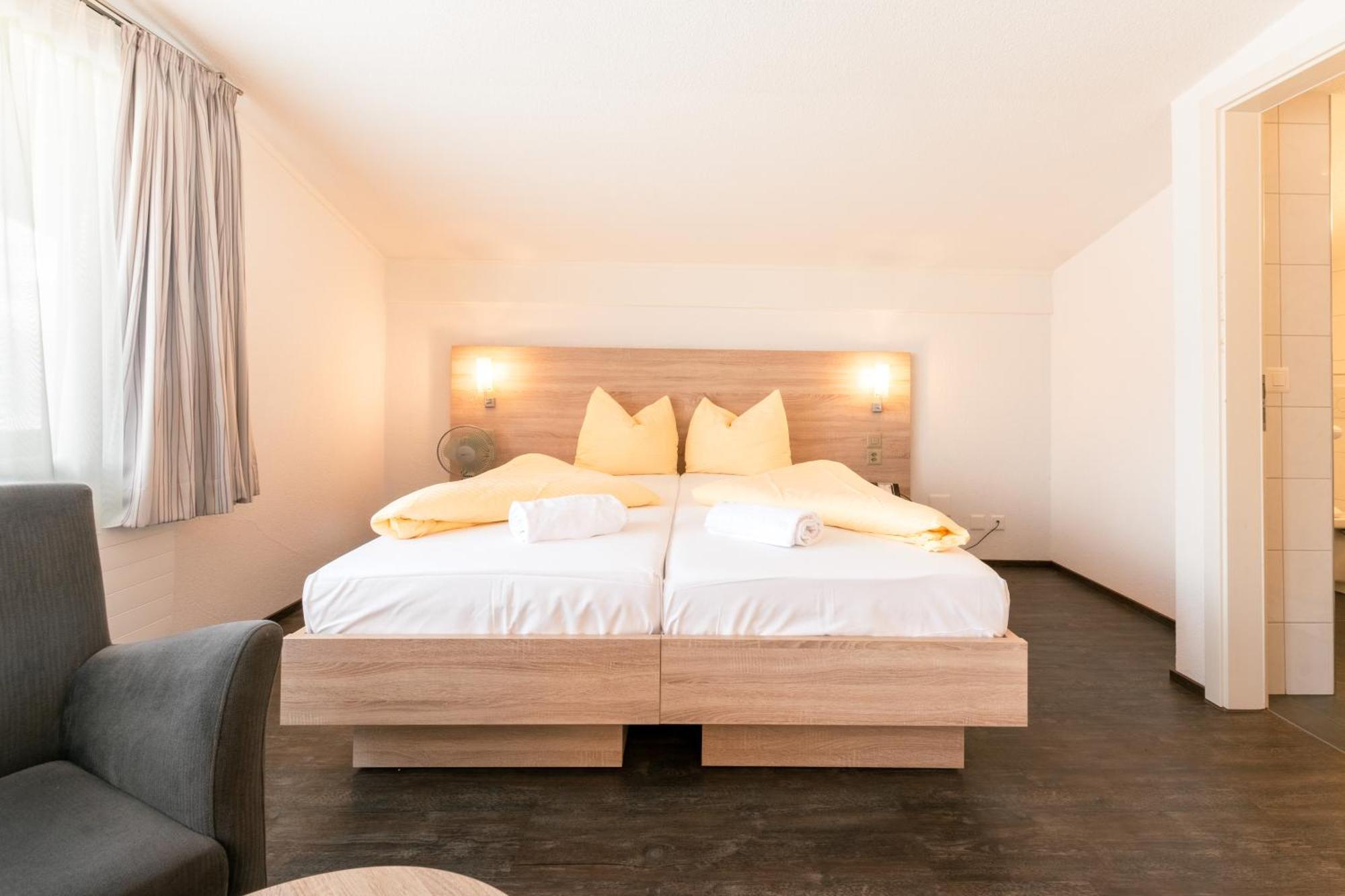 Hotel Kreuz Leissigen Buitenkant foto